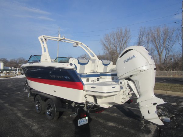 New 2024 Chaparral Power Boat for sale